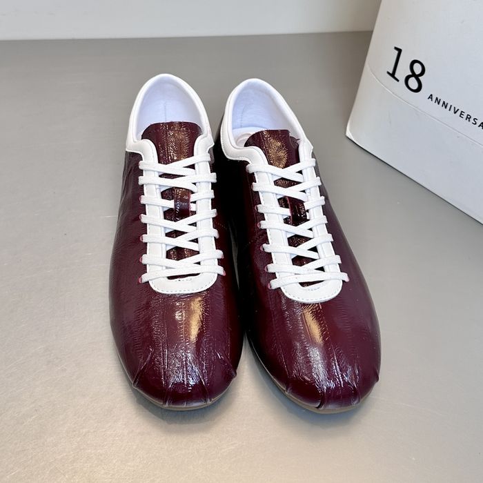 グロッシー スニーカー 10119