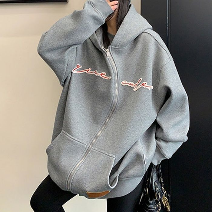 フロントロゴ ジップアップパーカー 10110