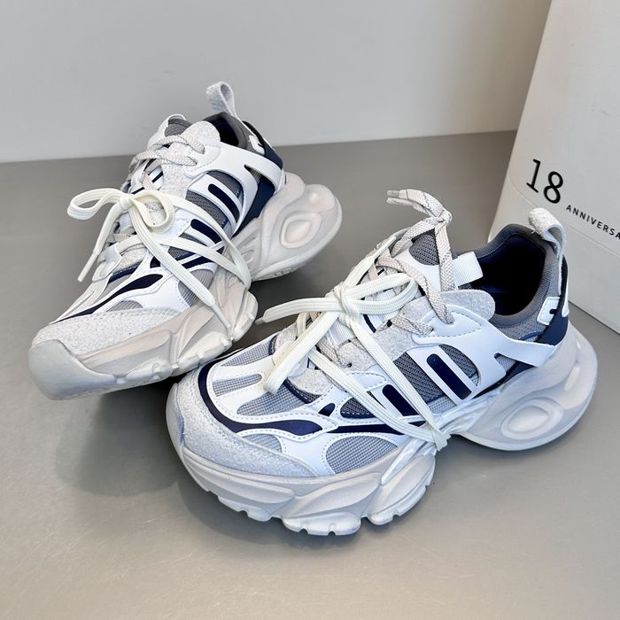 ボリュームデザイン スニーカー 10074