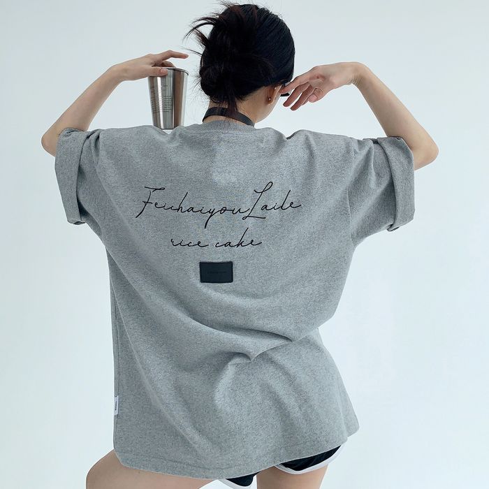 バックラベル&ロゴ オーバーサイズTシャツ 10039