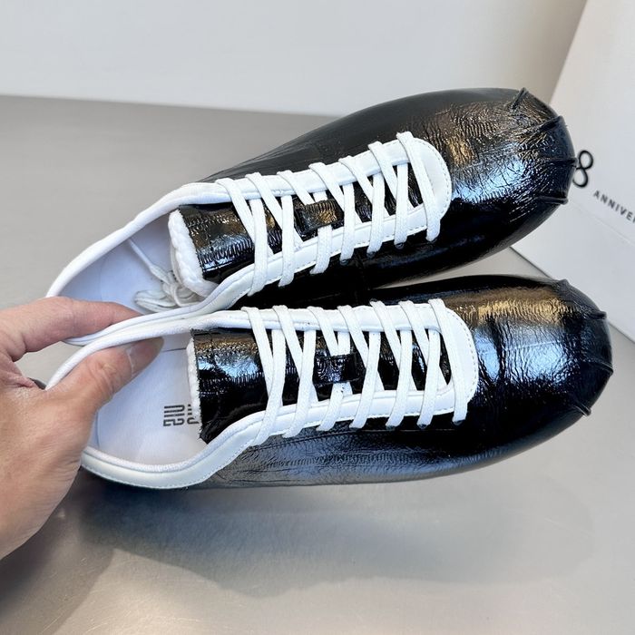 グロッシー スニーカー 10119