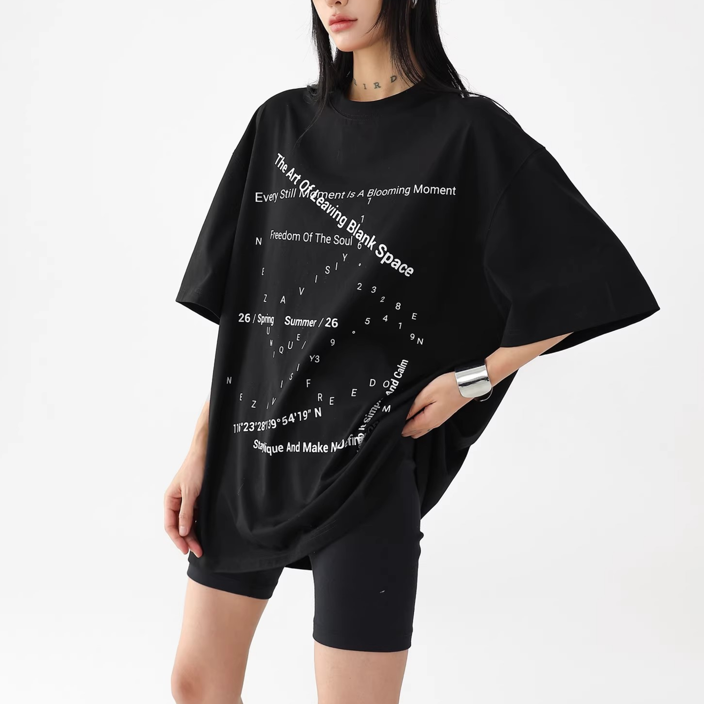 グラフィックレタリング オーバーサイズTシャツ 10202