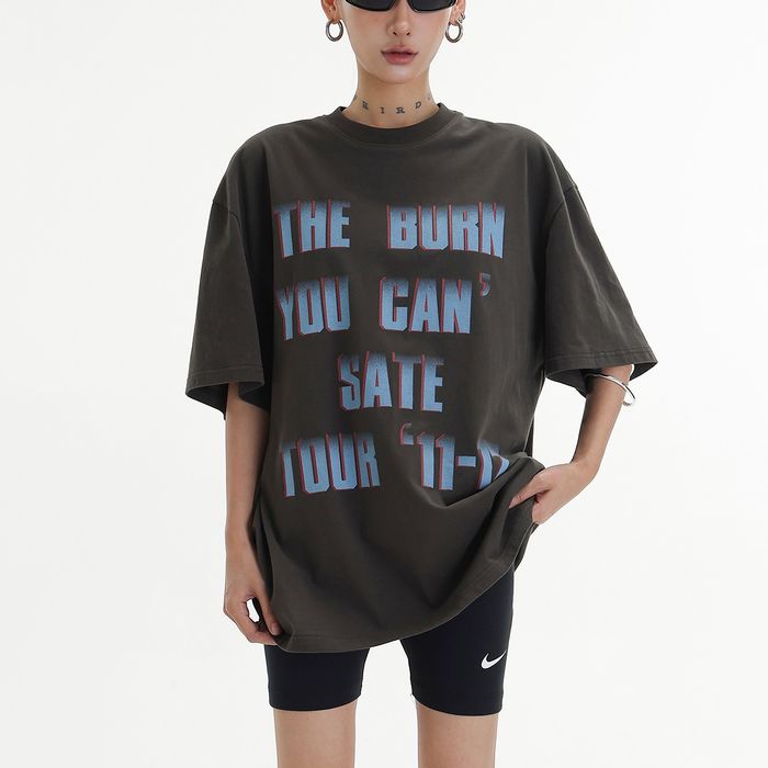 フロントレタリング オーバーサイズ Tシャツ 10136