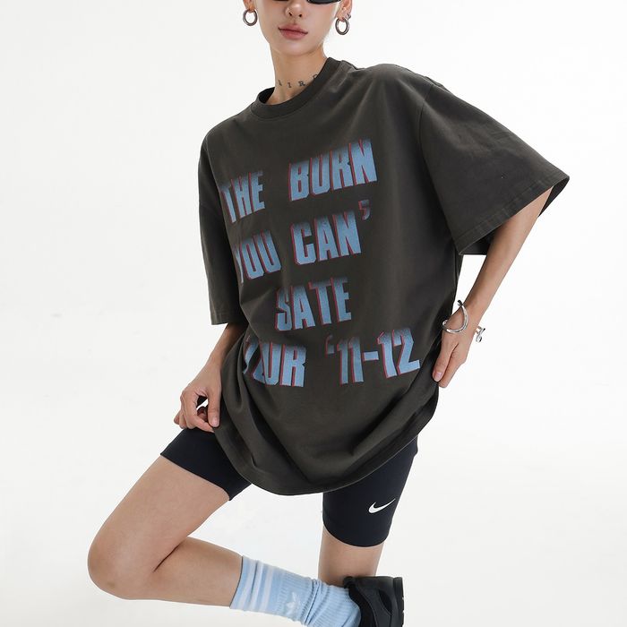 フロントレタリング オーバーサイズ Tシャツ 10136