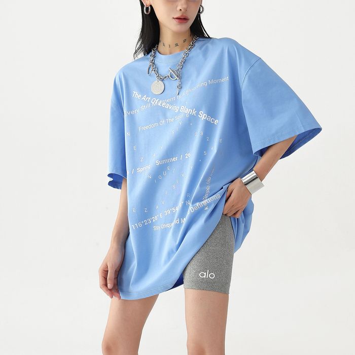 グラフィックレタリング オーバーサイズTシャツ 10202